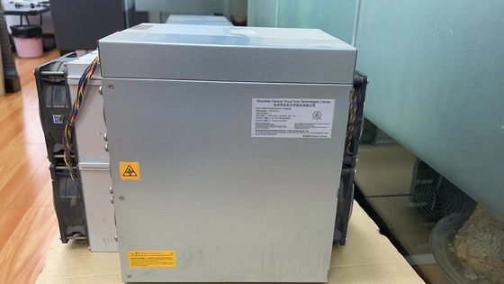 De Hand Antminer 3250W van Asicbitmain Antminer S19 95T Tweede