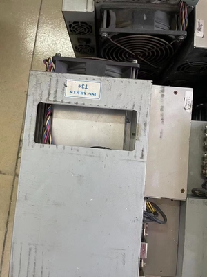 PSU Innosilicon T3+ Pro67t 3300W met Ethernet-Netwerkverbinding